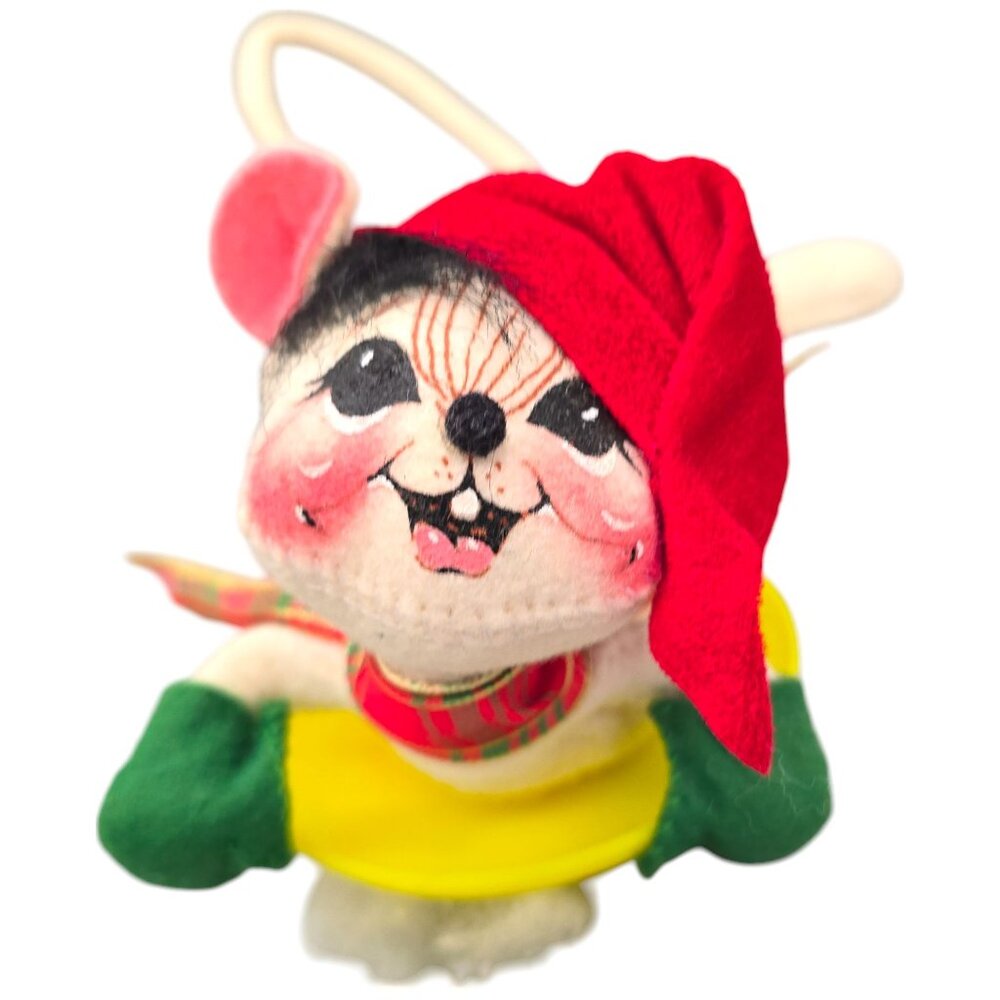 ANNALEE Vintage 1998 Felt Christmas Mouse Saucer Sled Disc Snow Doll Sledding